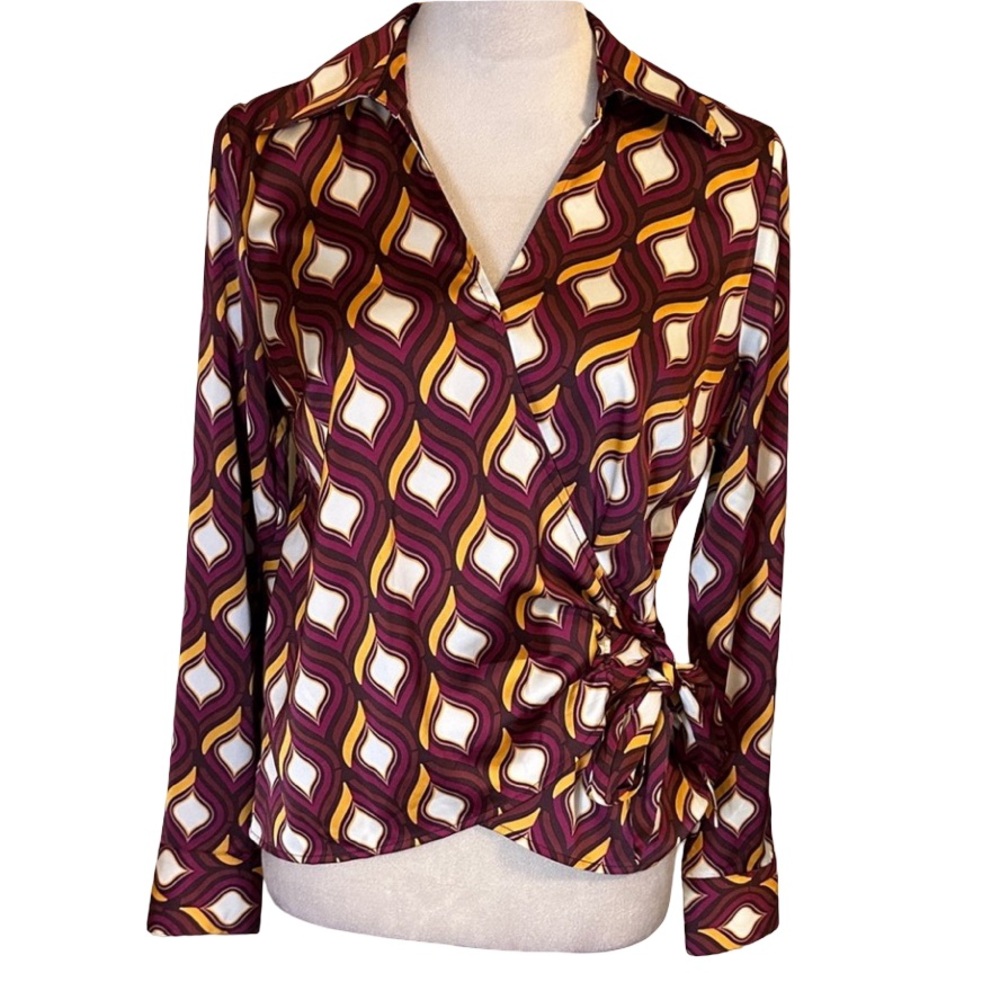 cupcakes & cashmere Burgundy and Gold Patterned Silky Blouse